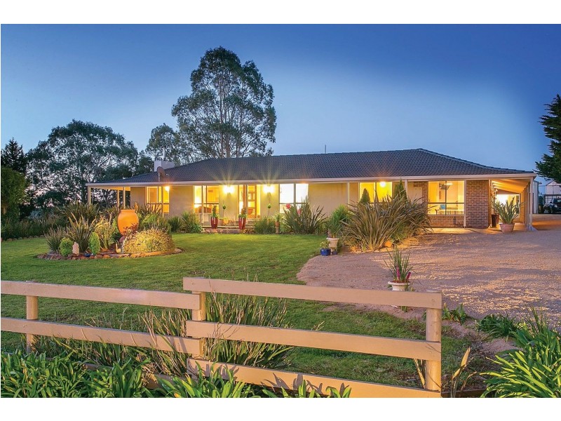 143 Sharpes Road, Ballarat VIC 3350