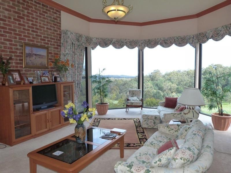 105 Mann Road, Pakenham Upper VIC 3810