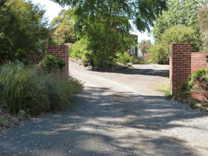 105 Mann Road, Pakenham Upper VIC 3810