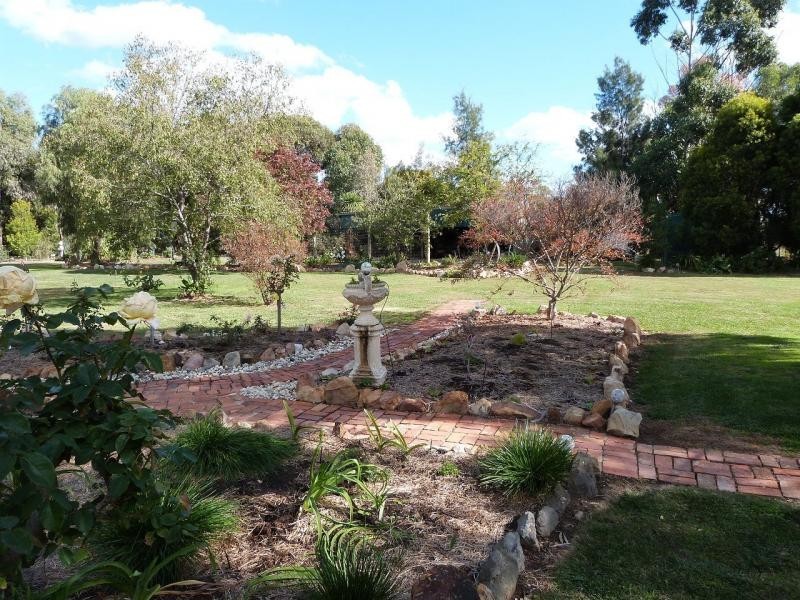 855 Murchison Tatura Road, Dhurringile VIC 3610