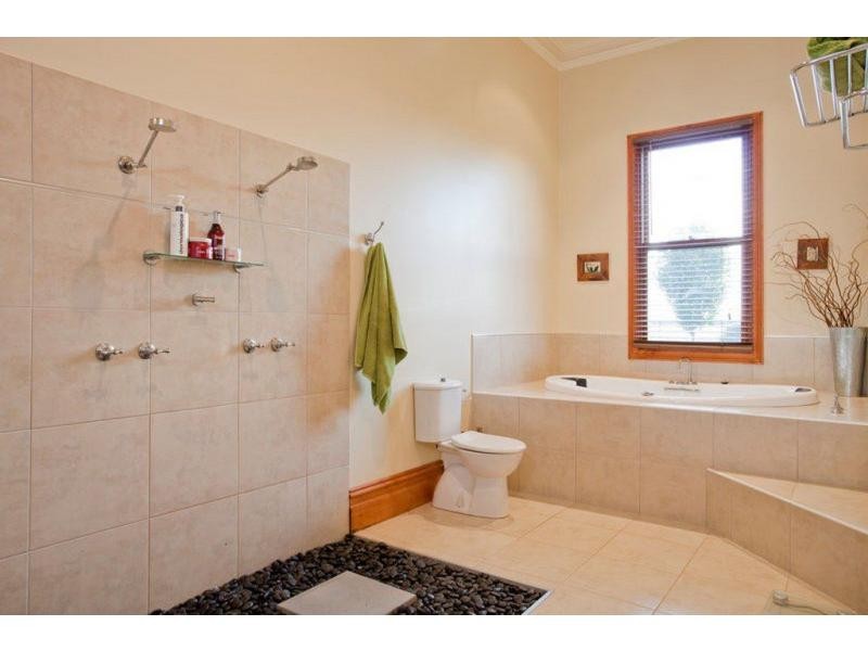 2 Grant Street, Goornong VIC 3557