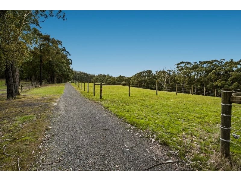 255 Mann Rd, Pakenham Upper VIC 3810