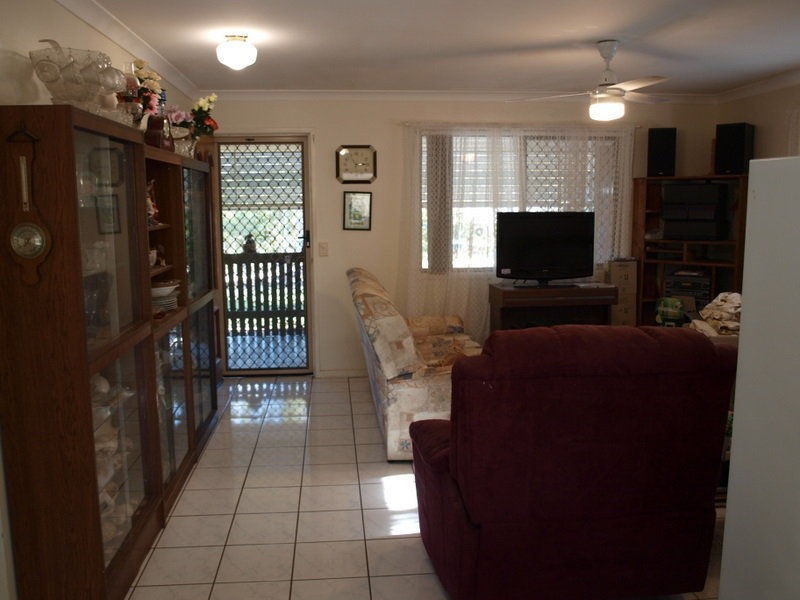 32 School Street, Mount Chalmers QLD 4702