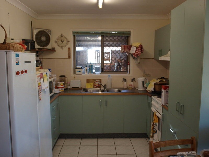 32 School Street, Mount Chalmers QLD 4702