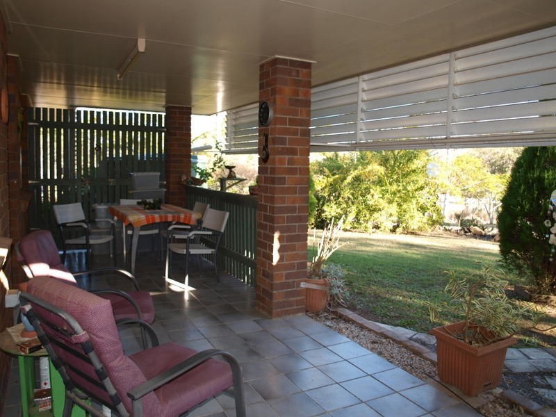 32 School Street, Mount Chalmers QLD 4702