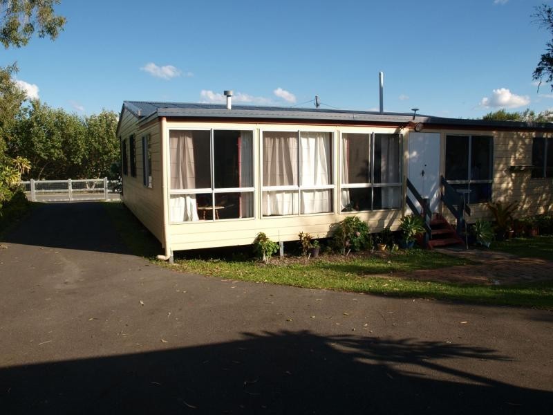 5 Crane Street, Emu Park QLD 4710