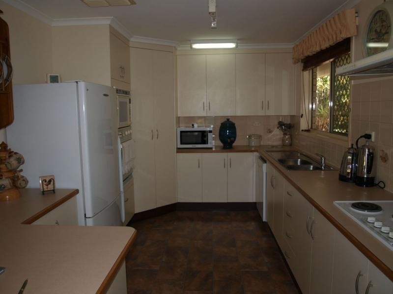 51 Staal Crescent, Emerald QLD 4720