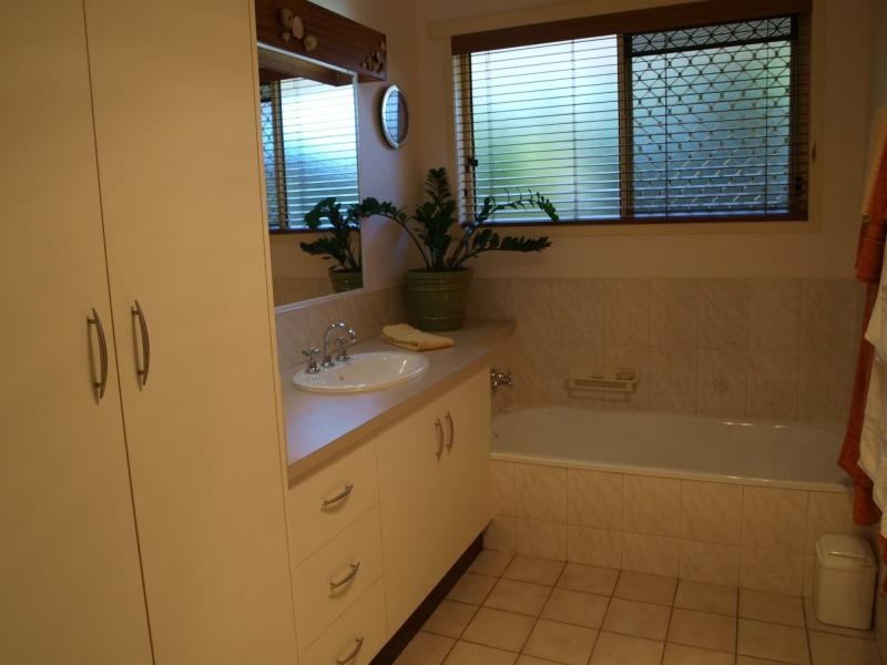 51 Staal Crescent, Emerald QLD 4720