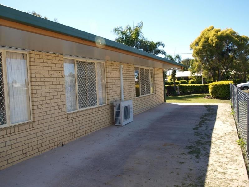 51 Staal Crescent, Emerald QLD 4720