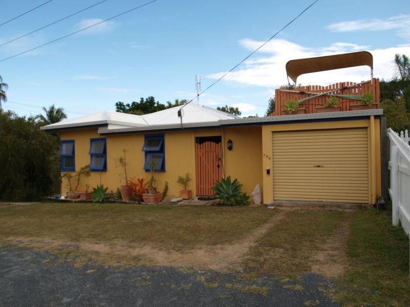 794 Scenic Highway, Kinka Beach QLD 4703