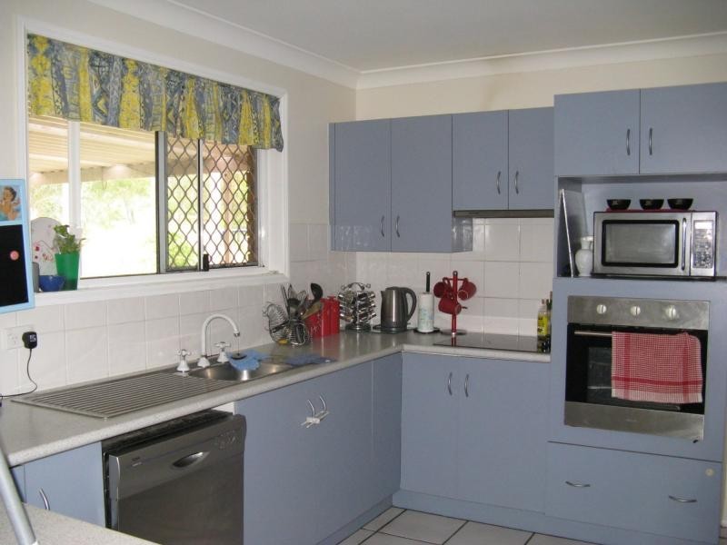 30 Price Avenue, Glenlee QLD 4711