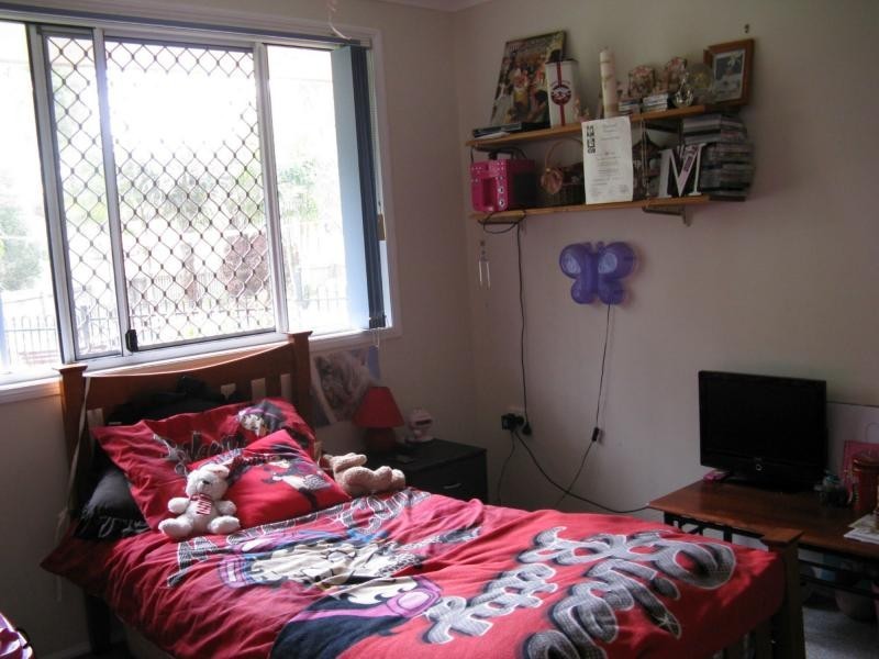 30 Price Avenue, Glenlee QLD 4711