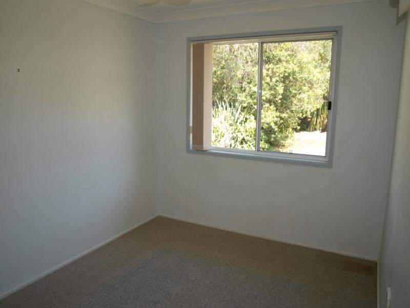 8 Thomas Street, Emu Park QLD 4710