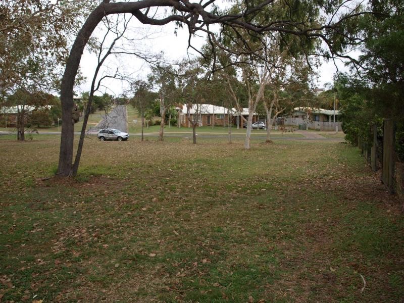 8 Taranganba Road, Taranganba, Yeppoon QLD 4703