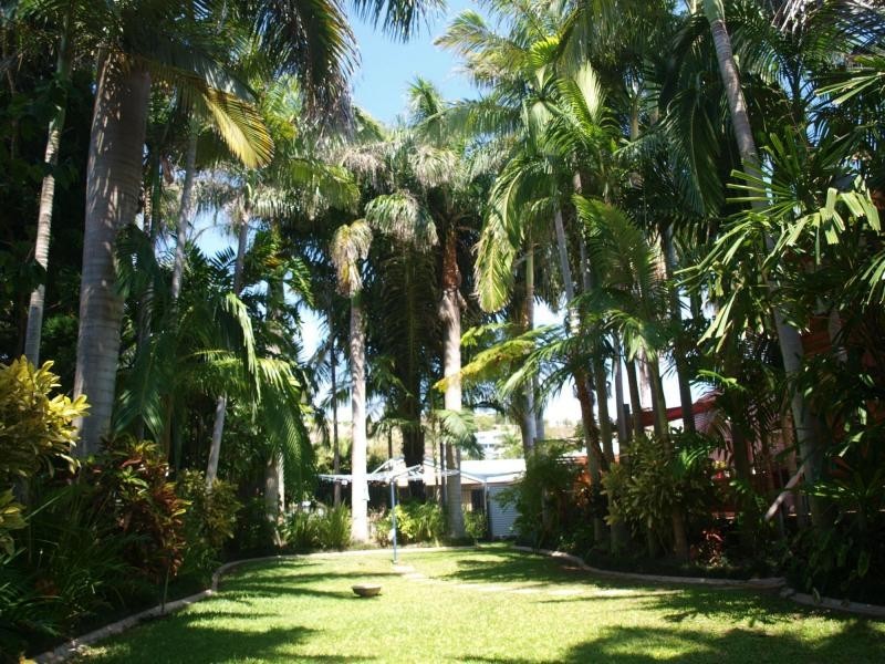 4 Thomas Street, Emu Park QLD 4710