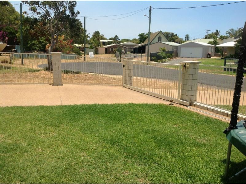 14 Giorgi Close, Keppel Sands QLD 4702