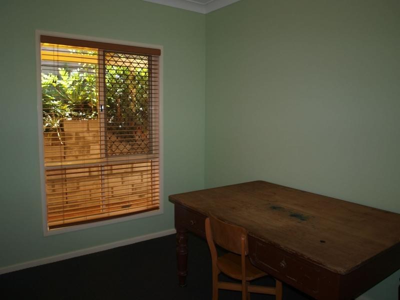 15 Vernon Street, Emu Park QLD 4710