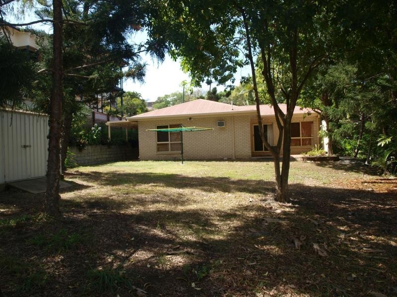 15 Vernon Street, Emu Park QLD 4710