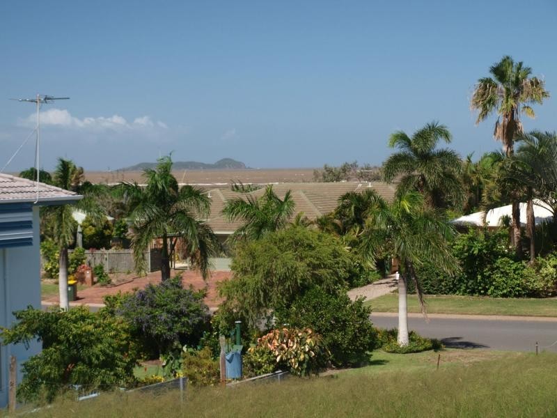 59 Reef Street, Zilzie, Emu Park QLD 4710