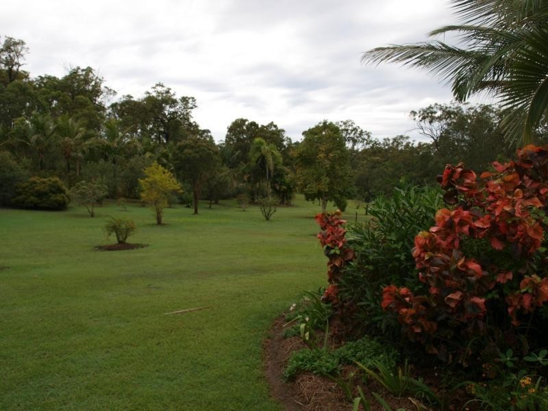 9 Clinton Road, Cawarral QLD 4702