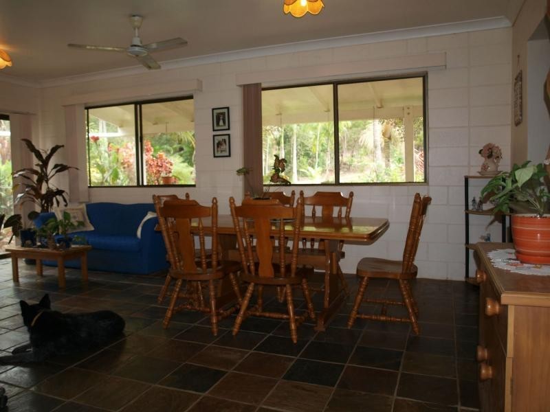 9 Clinton Road, Cawarral QLD 4702