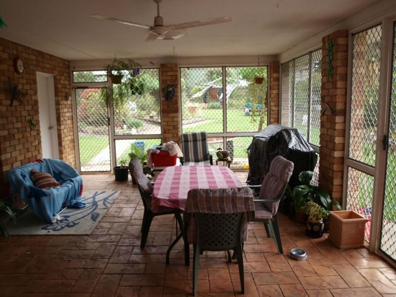 19 Crane Street, Emu Park QLD 4710