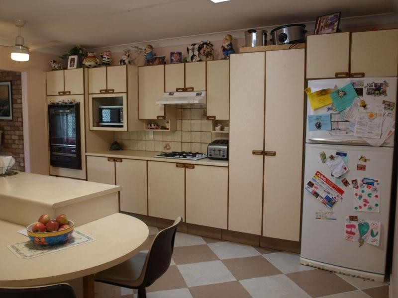 19 Crane Street, Emu Park QLD 4710