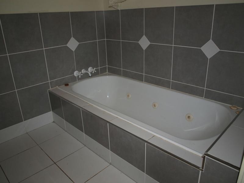 19 Crane Street, Emu Park QLD 4710