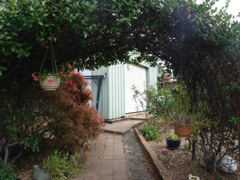 19 Crane Street, Emu Park QLD 4710