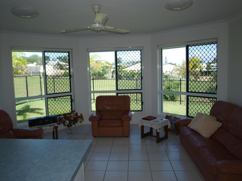 14 Patella Place, Zilzie Heights, Emu Park QLD 4710