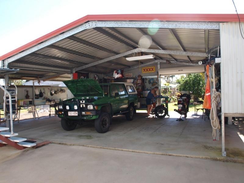 23 Roden Street, Keppel Sands QLD 4702