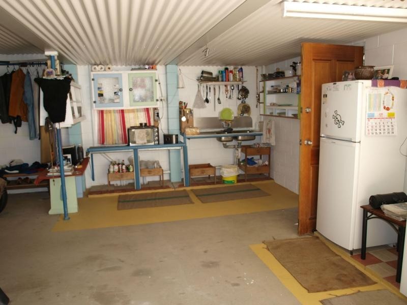 23 Roden Street, Keppel Sands QLD 4702