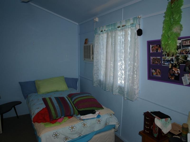 23 Roden Street, Keppel Sands QLD 4702