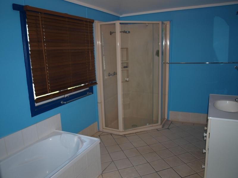 23 Roden Street, Keppel Sands QLD 4702