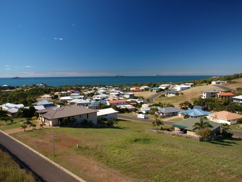 11 Livistonia Crescent, Emu Park QLD 4710