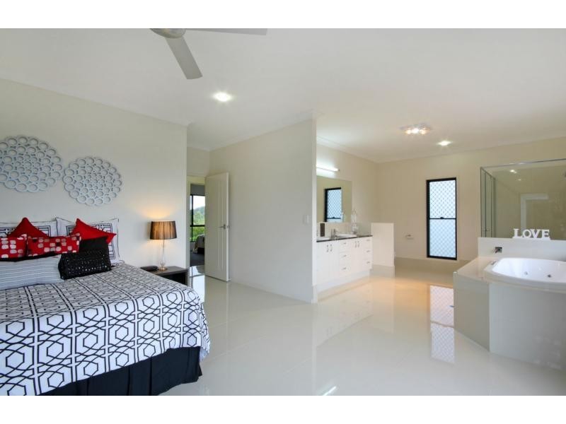 71 Skybolt Road, Valdora QLD 4561