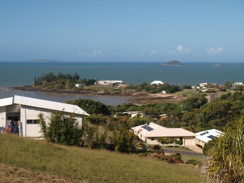 9 Livistonia Crescent, Tanby Point Estate, Emu Park QLD 4710