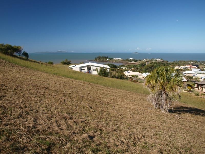 9 Livistonia Crescent, Tanby Point Estate, Emu Park QLD 4710