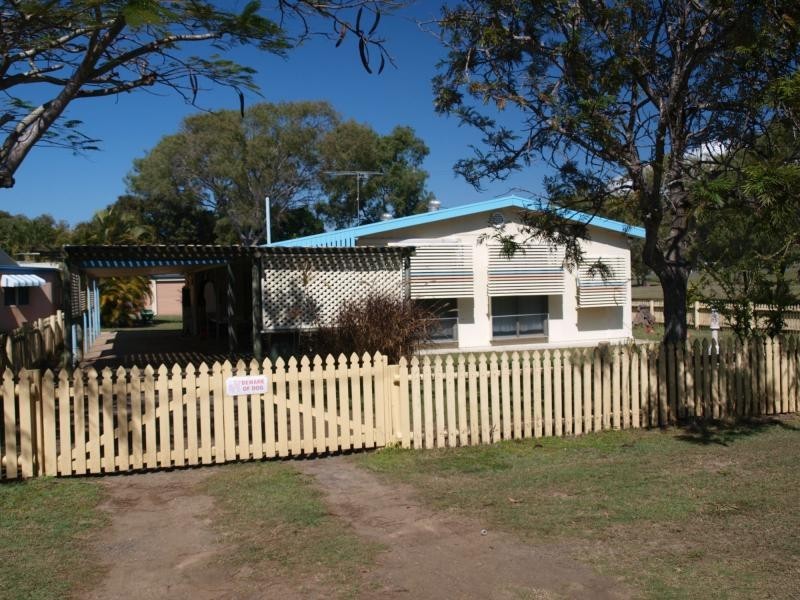 34 Oak Street, Emu Park QLD 4710