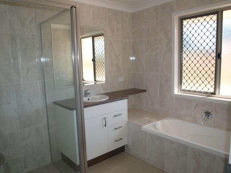 3 Webb Place, Barmaryee QLD 4703