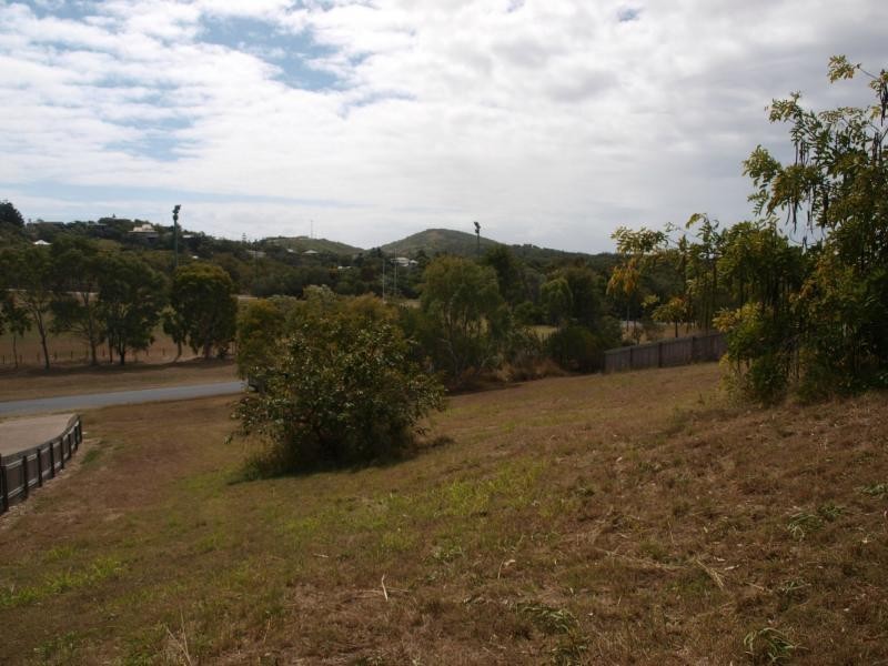 12 Nicholson Street, Emu Park QLD 4710