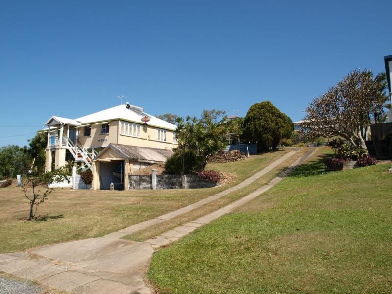 2 Archer Street, Emu Park QLD 4710