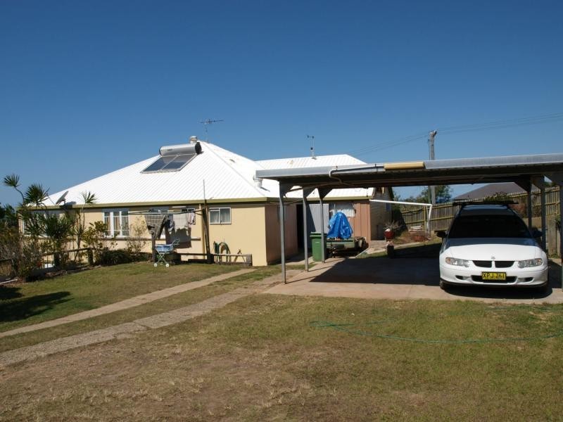 2 Archer Street, Emu Park QLD 4710