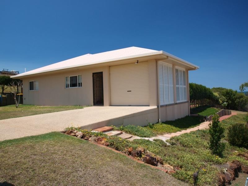 6 White Haven Court, Emu Park QLD 4710
