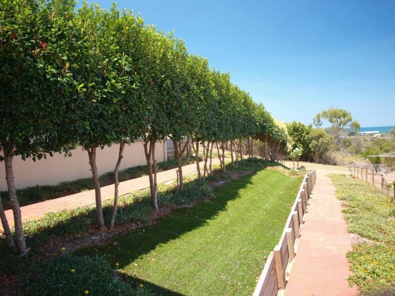 6 White Haven Court, Emu Park QLD 4710