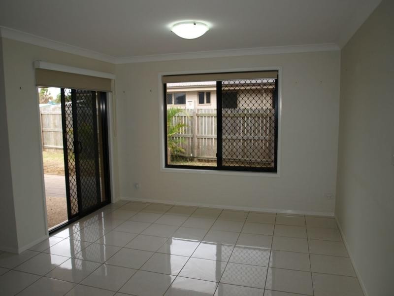 54 Amalfi Drive, Zilzie Bay, Zilzie QLD 4710