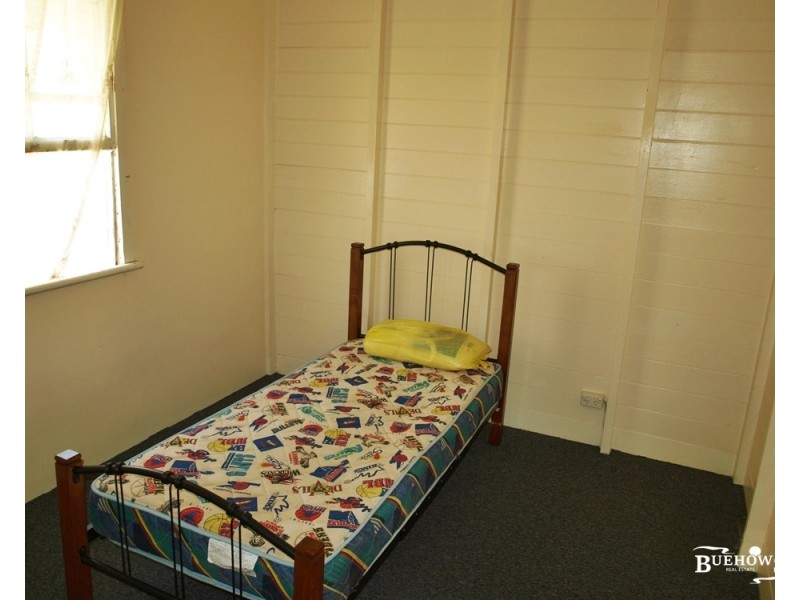 17 Nobbs Street, Berserker QLD 4701