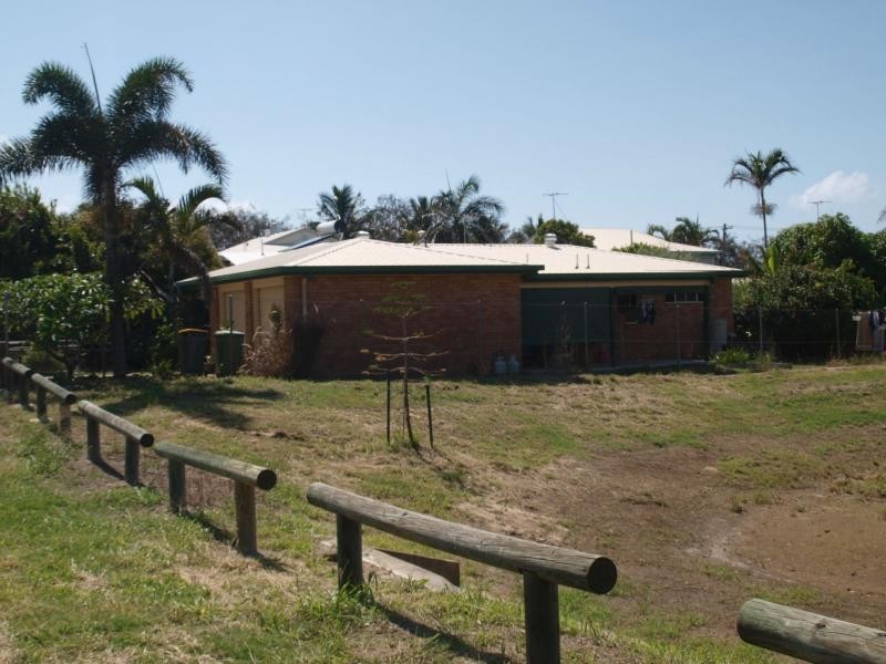 6 Albemarle Street, Emu Park QLD 4710