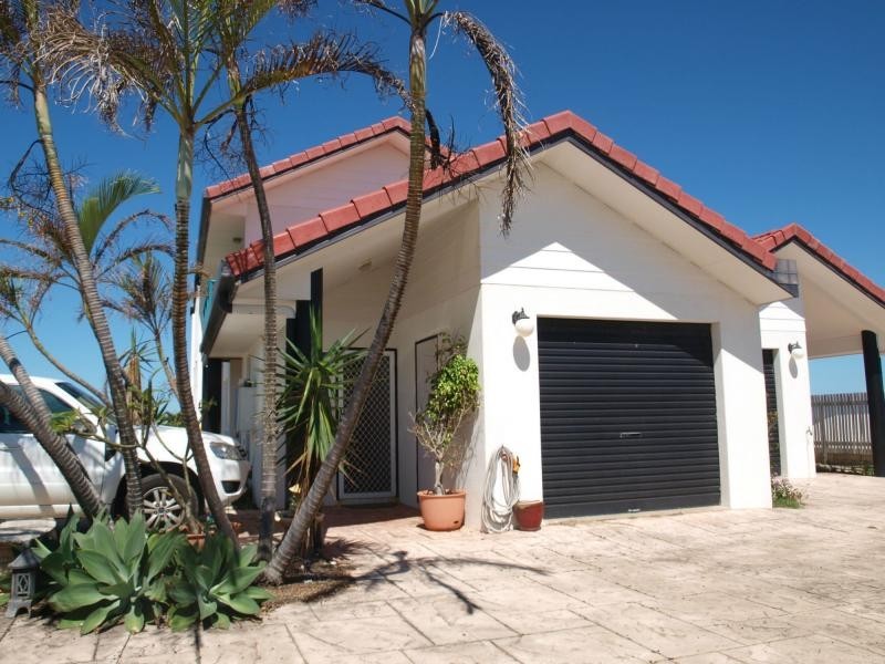 Unit 1/1 Haliotis Avenue, Zilzie, Emu Park QLD 4710