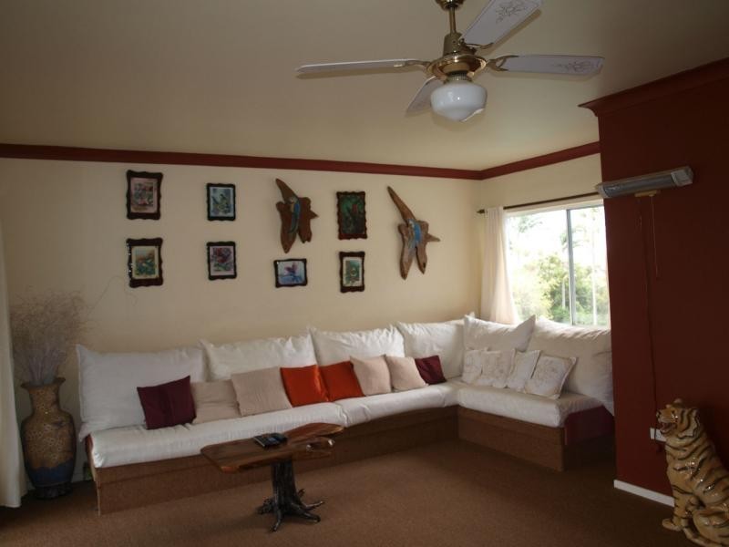 33 Nicholson Street, Emu Park QLD 4710